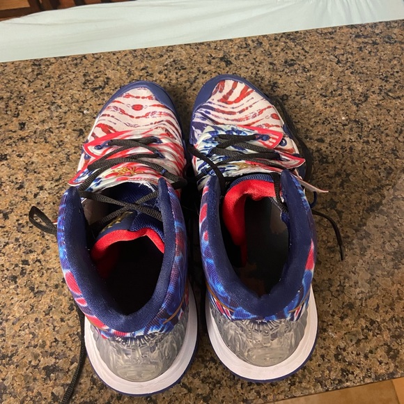 Nike kybrid basketball shoes - Picture 11 of 11